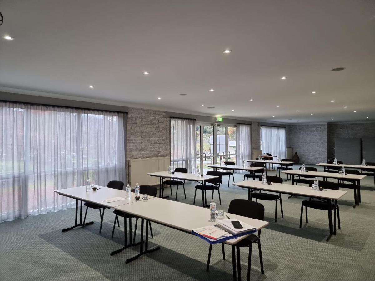 Tumbarumba Motel & Elms Restaurant Экстерьер фото