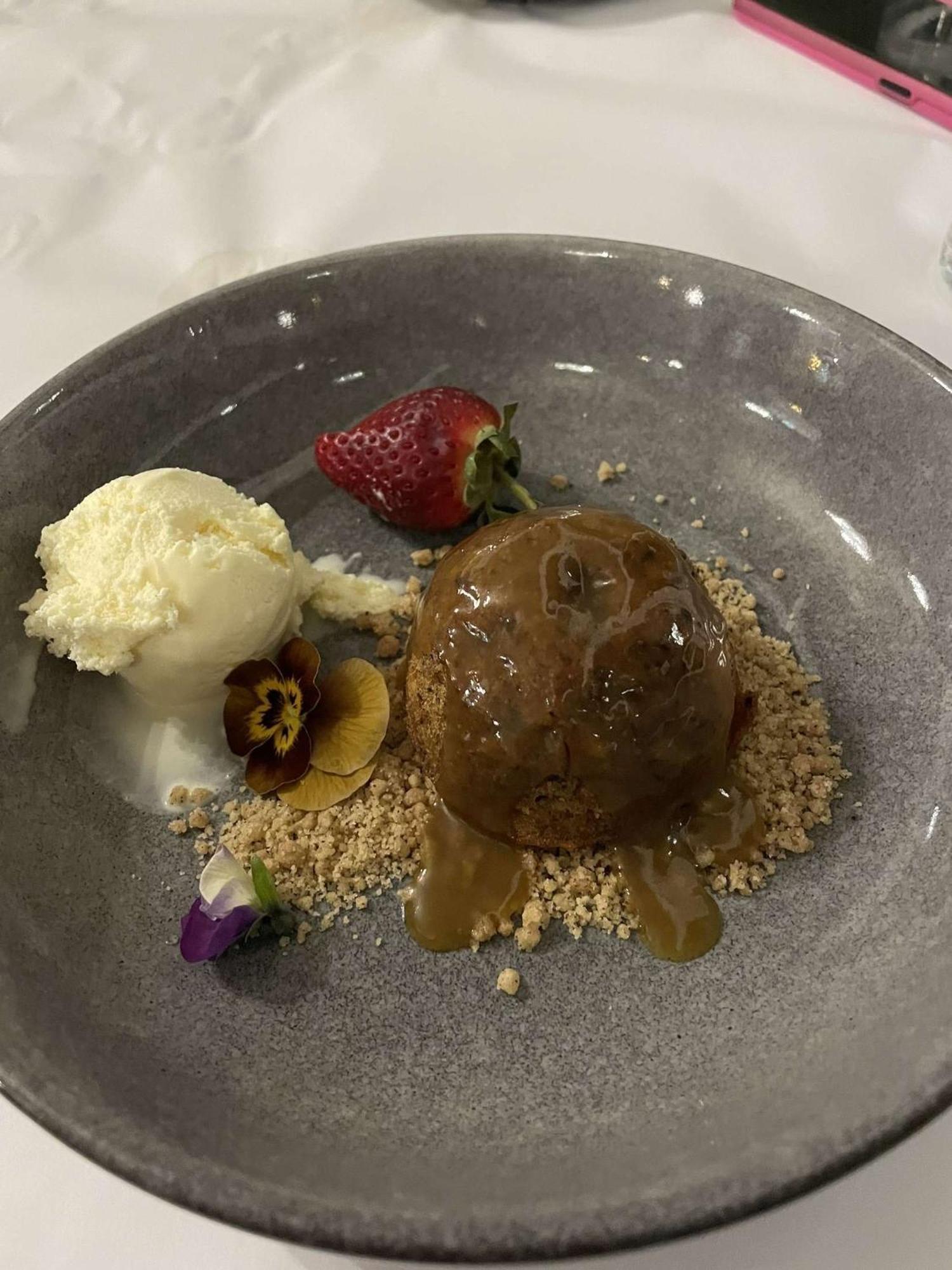 Tumbarumba Motel & Elms Restaurant Экстерьер фото